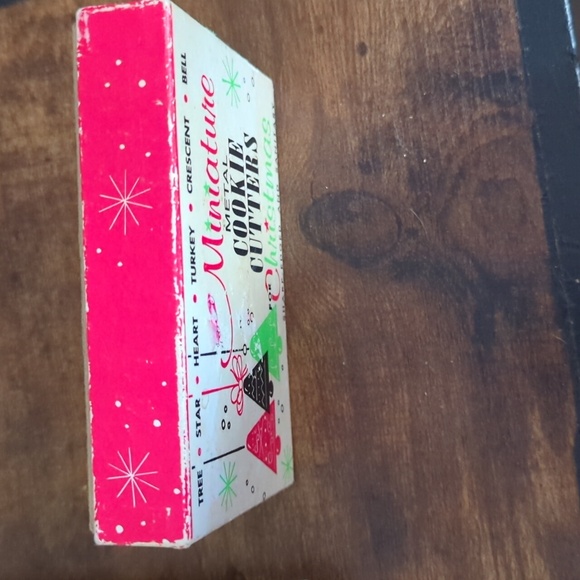 Vintage miniature metal cookie cutters for Christmas - Picture 4 of 4